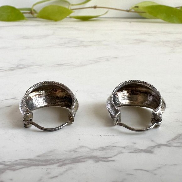 Vintage Sterling Silver Hoop Earrings with Rope Detail 3/4" - Picture 3 of 8